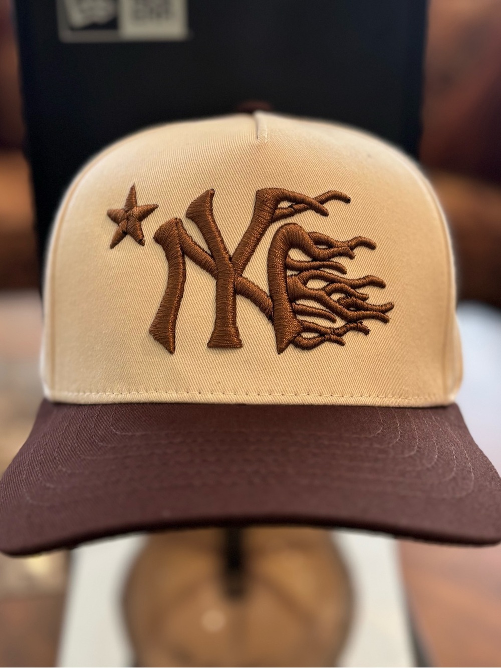 New York Yankees Brown & Cream Snapback Hat